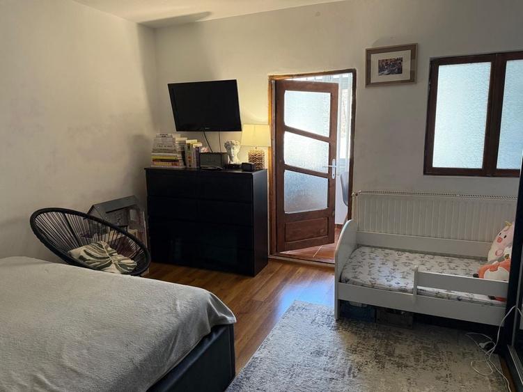Apartament cu 2 camere decomandat în Valea Rosie