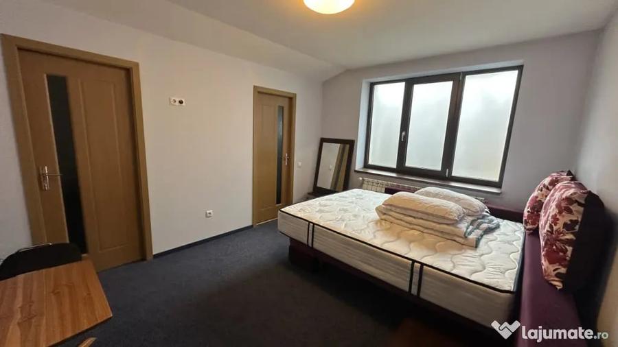 Casă cu 4 camere cu Teren 188 Mp în Ultracentral