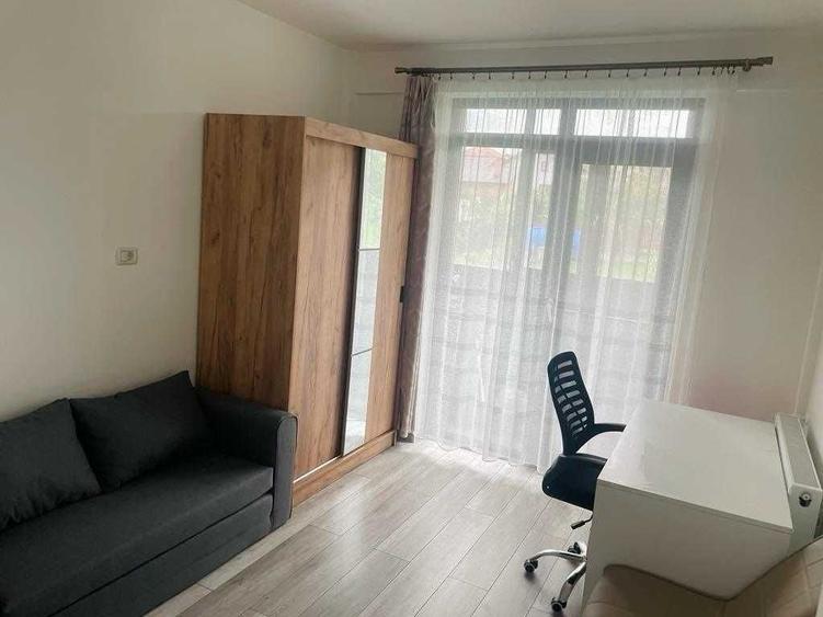 Apartament cu 3 camere decomandat, mobilat în Valea Lupului
