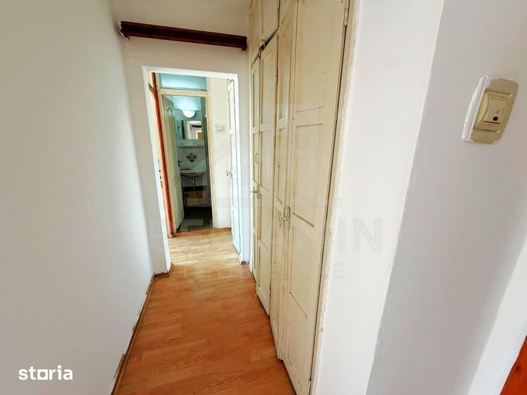 Apartament cu 4 camere decomandat în 1 Mai
