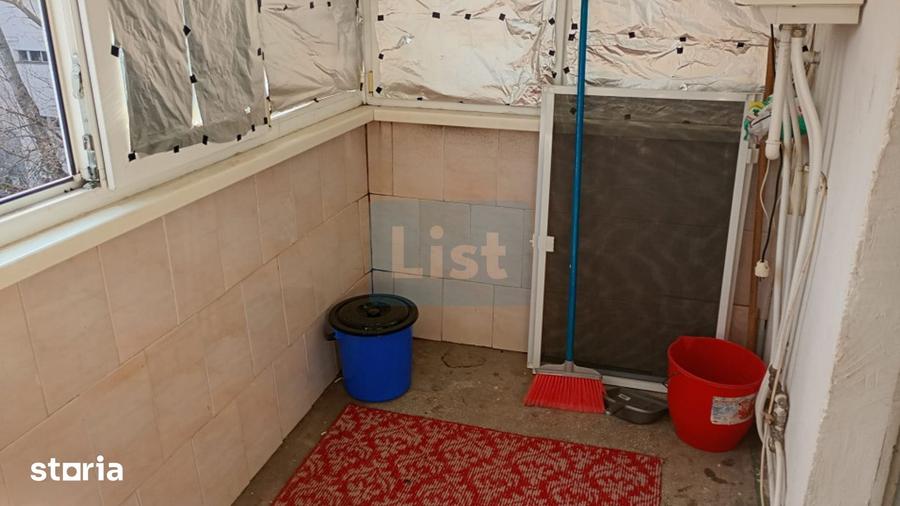 Apartament cu 3 camere decomandat în Micro 39