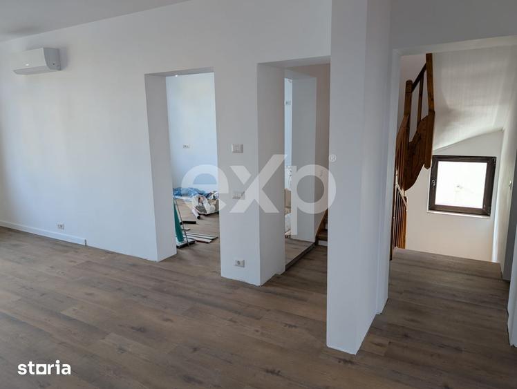 Apartament cu 5 camere în Tei