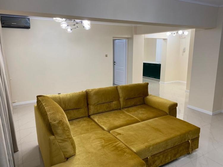 Apartament cu 2 camere decomandat, mobilat în Decebal