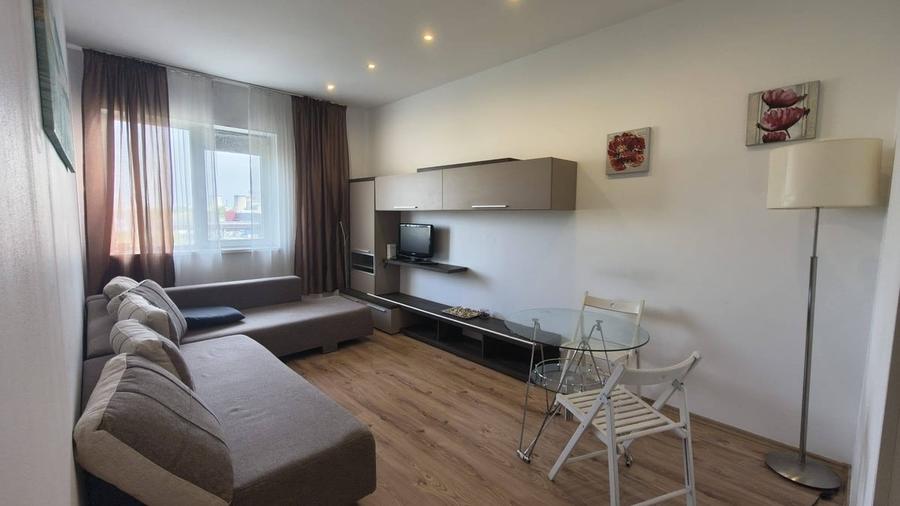 Apartament decomandat în Vitan