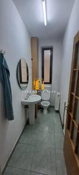 Casă cu 5 camere cu Teren 654 Mp în Eremia