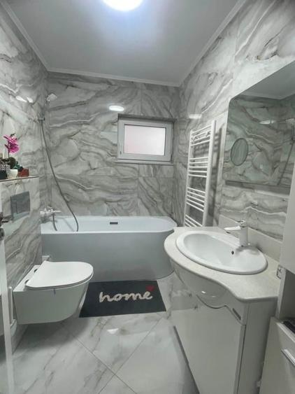 Casă individuală cu 4 camere cu Canalizare în Rediu