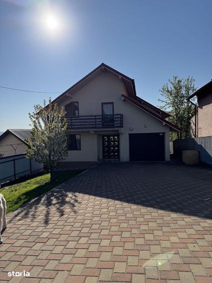 Casă cu 5 camere cu Teren 600 Mp în Fălticeni