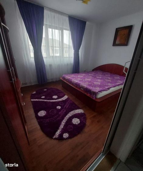 Apartament cu 2 camere semidecomandat în Micro 4