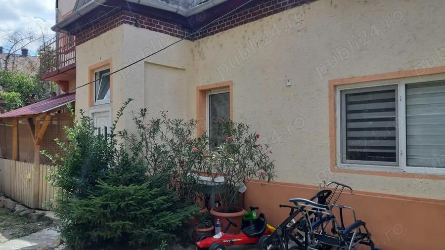 Casa P+E zona P-ta Mica + spatiu birou la Strada G.Cosbuc - 9