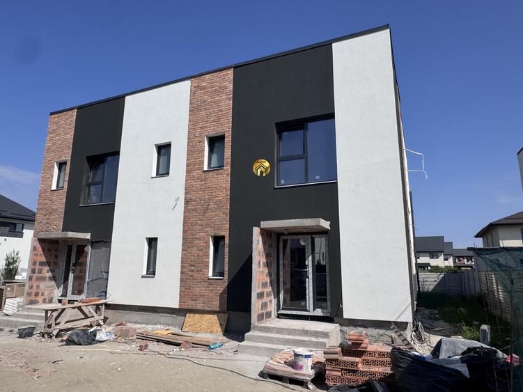 Duplex cu 4 camere cu Teren 200 Mp în Otopeni