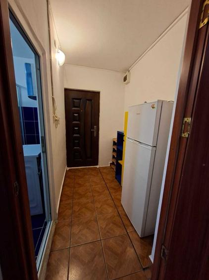 Garsonieră decomandată în Nord