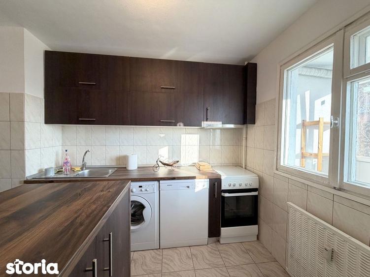Apartament cu 3 camere decomandat, mobilat în Ștefan cel Mare