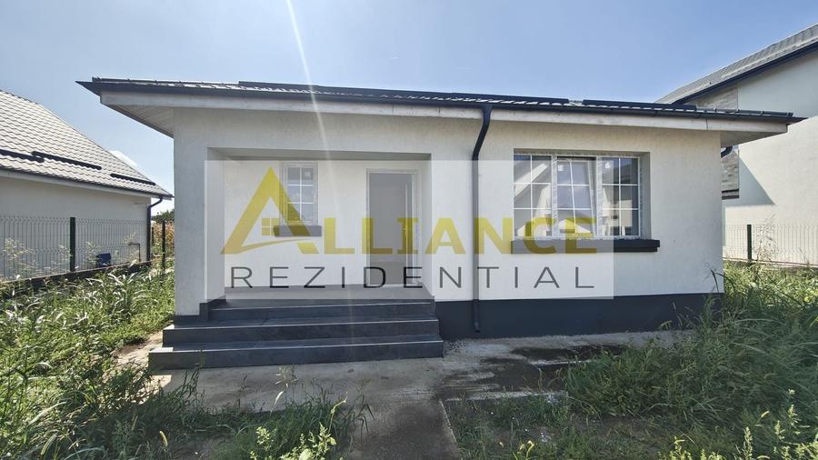 Casă individuală cu 3 camere cu Canalizare în Berceni