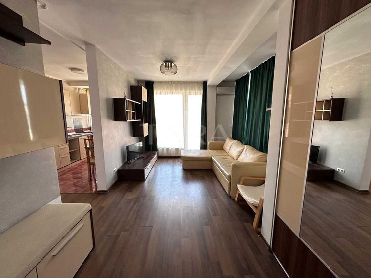 Apartament cu 3 camere decomandat, mobilat în Florești — fotografia 2