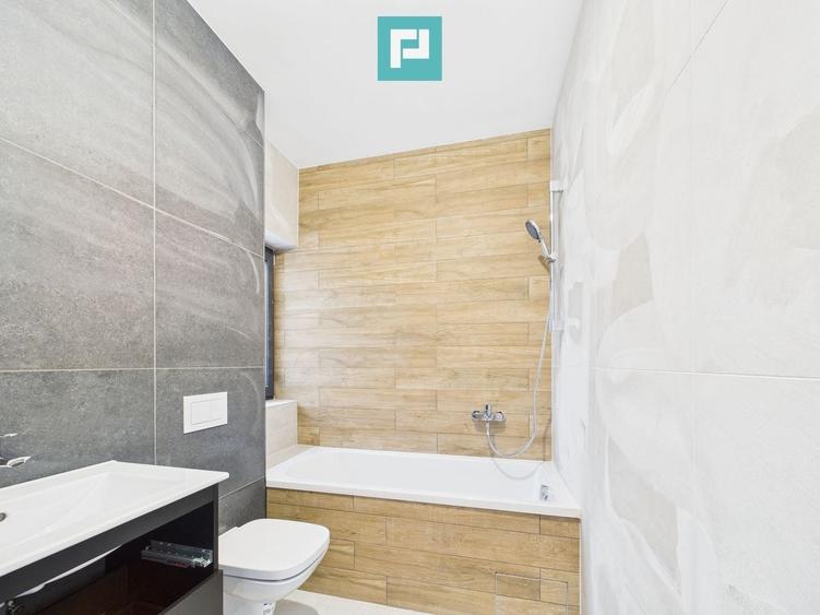 Casă individuală cu 4 camere cu Canalizare în Buziașului