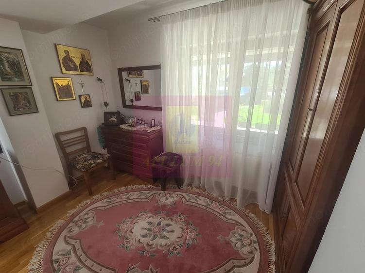 Casă cu 6 camere cu Teren 2066 Mp în Breaza