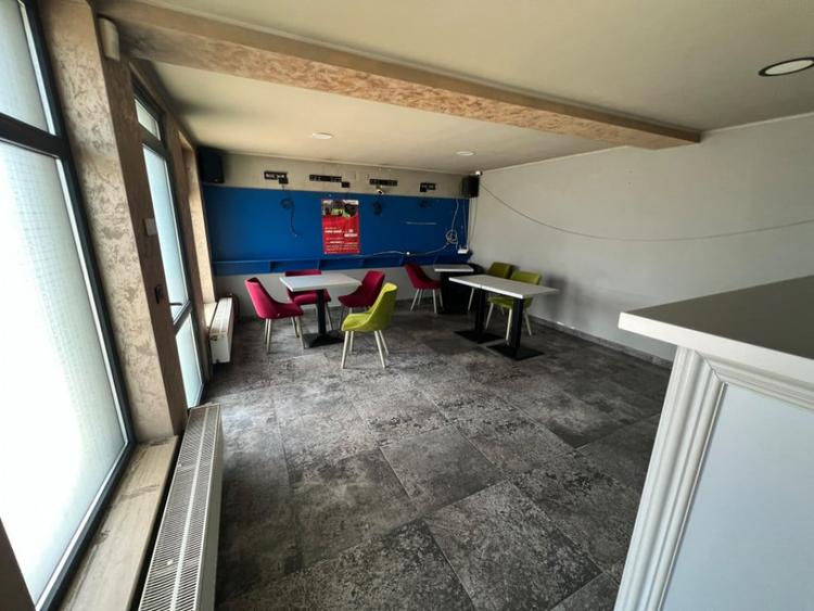 Spațiu comercial, de 58 mp, în Cârcea