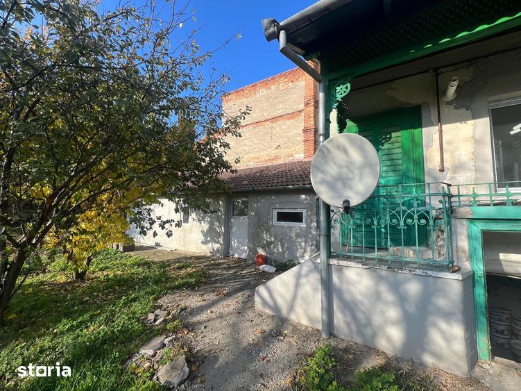 Casă cu 3 camere cu Teren 652 Mp în Pârneava