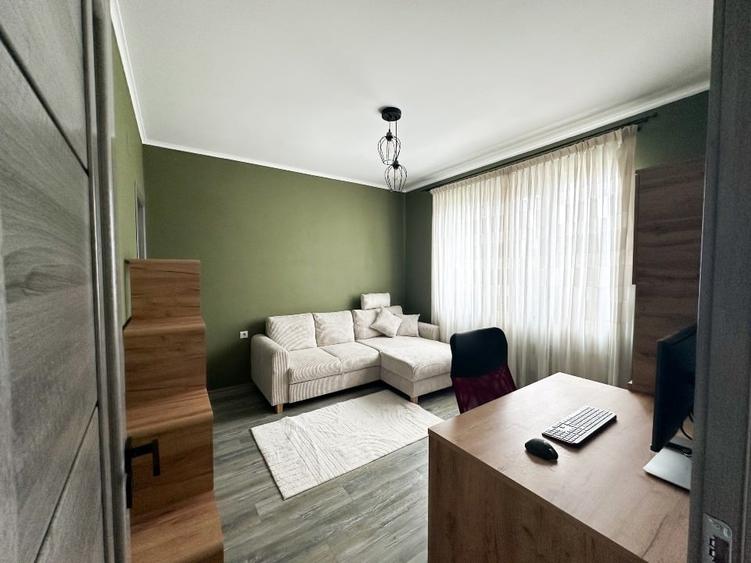 Casă individuală cu 3 camere cu Garaj în Oșorhei