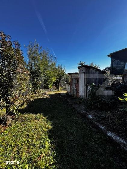 Casă cu 2 camere cu Teren 723 Mp în Sâncel