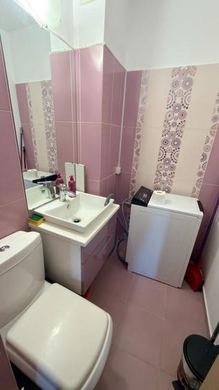Apartament cu 3 camere decomandat în Sud