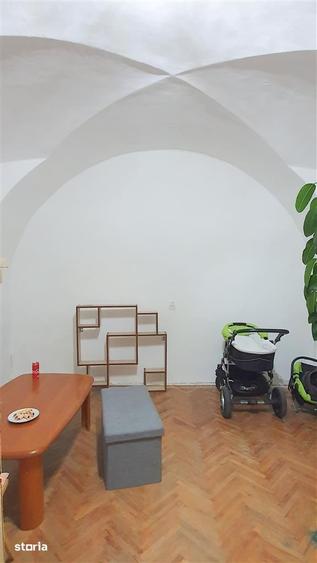 Apartament cu 3 camere în Central