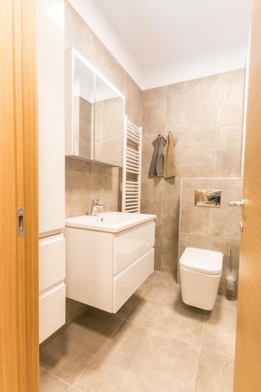 Apartament cu 2 camere semidecomandat, mobilat în Grozăvești