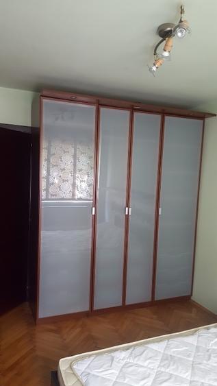 Apartament cu 2 camere semidecomandat, mobilat în Pajura