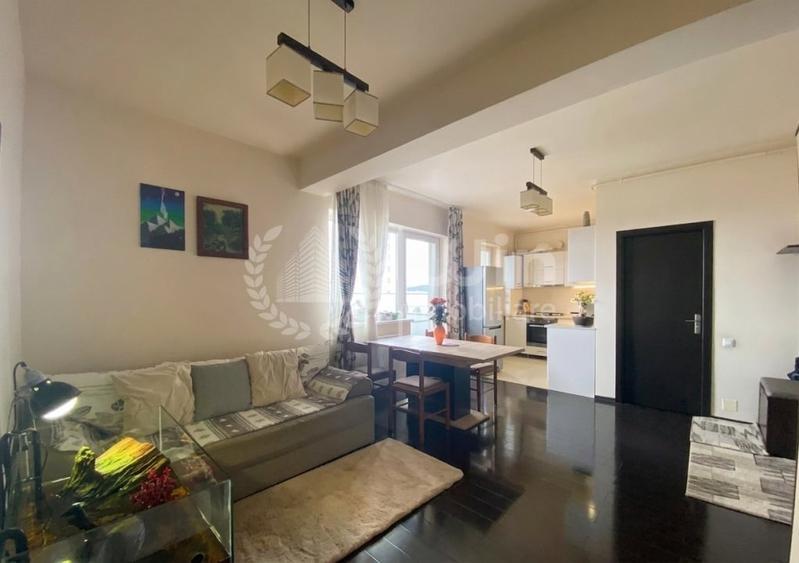 Apartament cu 2 camere semidecomandat, mobilat în Bună Ziua
