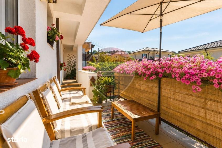 Apartament cu 3 camere decomandat în Păun