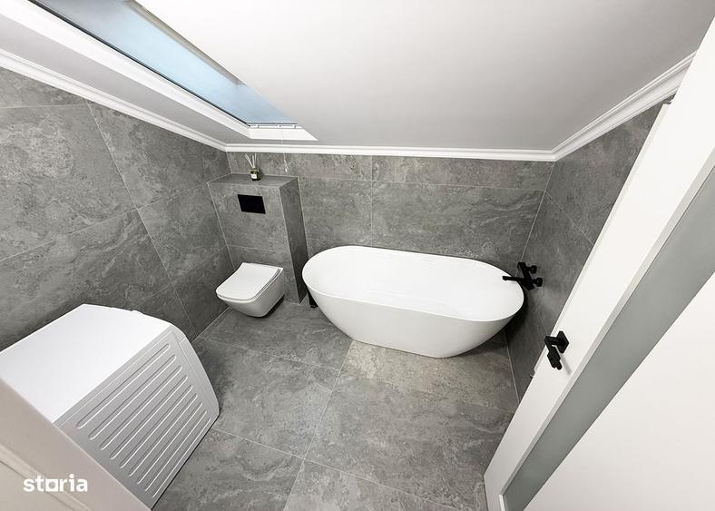 Casă cu 4 camere cu Teren 320 Mp în Sântion