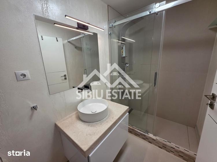 Apartament cu 4 camere în Central