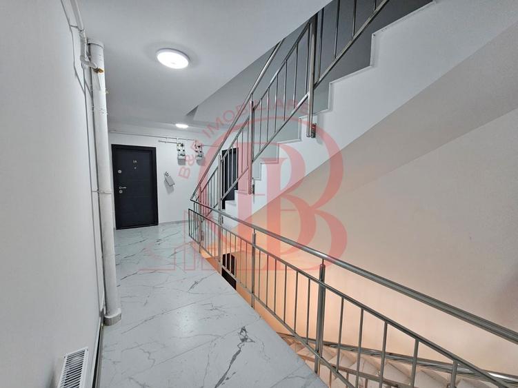 Apartament cu 3 camere semidecomandat în Theodor Pallady