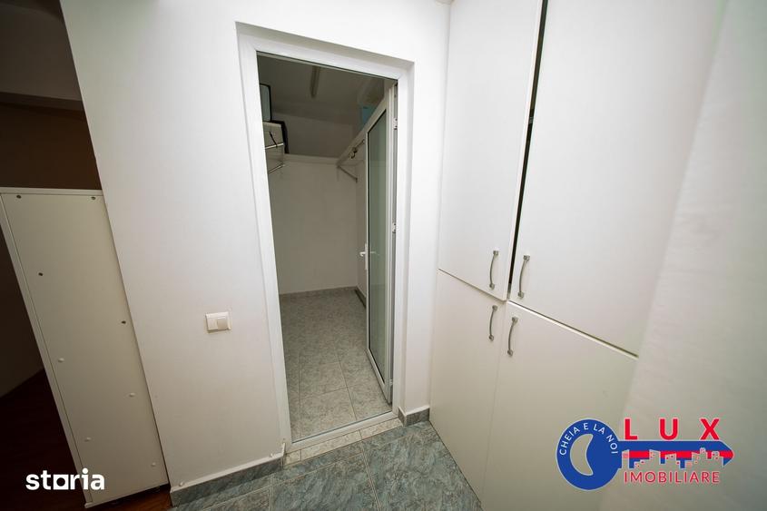Apartament cu 3 camere decomandat în Babadag