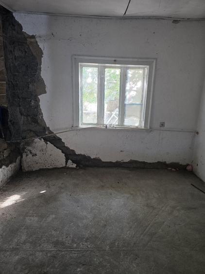 Casă cu 3 camere în Central