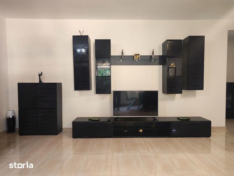 Apartament cu 3 camere decomandat, mobilat în Bună Ziua