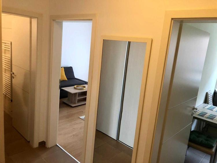 Garsonieră decomandată în Avantgarden