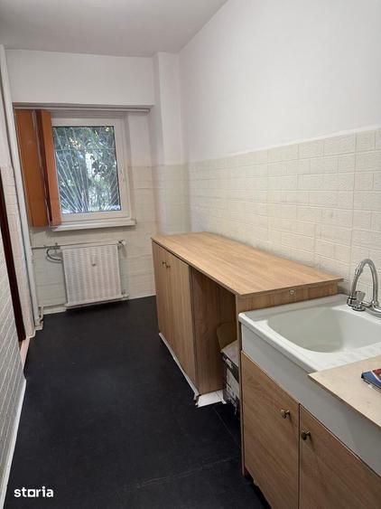 Garsoniera decomandata, ideala pt locuit sau investi?ie 13 Septembrie - 2
