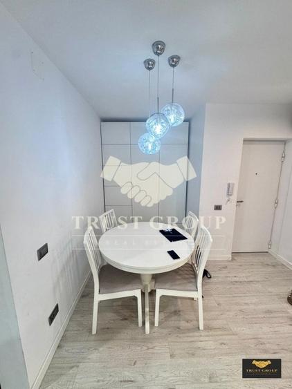 Apartament cu 5 camere decomandat, mobilat în Dorobanți