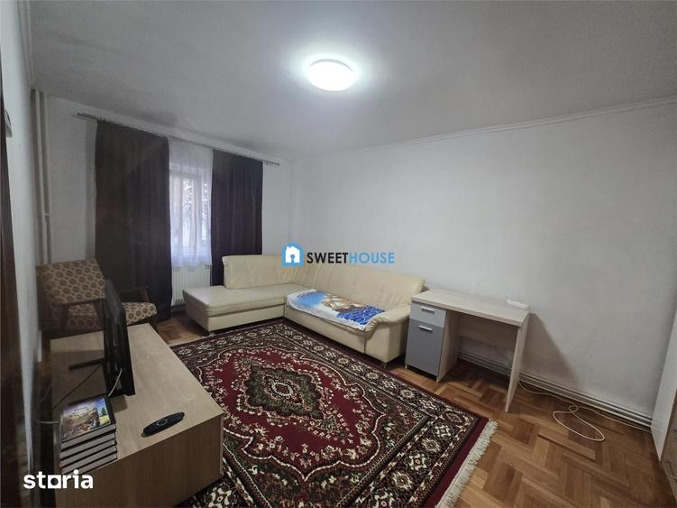 Apartament cu 3 camere, mobilat în Central