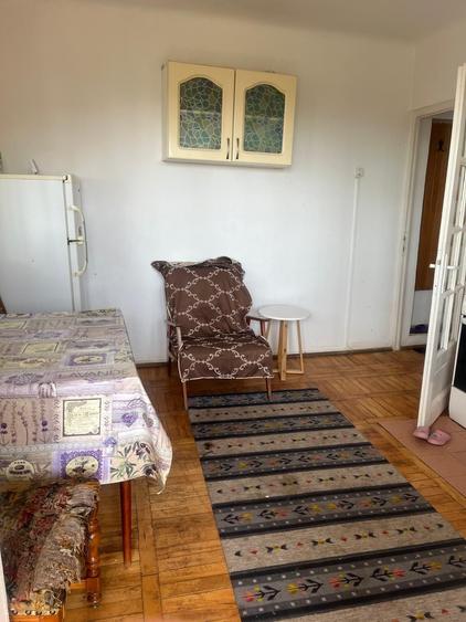 Apartament cu 2 camere decomandat în Exterior Vest