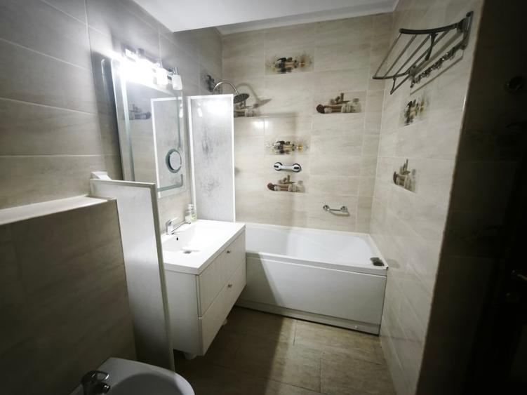 Apartament cu 2 camere decomandat, mobilat în Copou