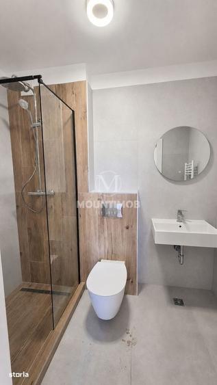 Apartament cu 3 camere în Tractorul