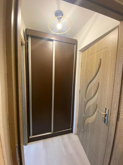 Apartament cu 2 camere semidecomandat în Dobroești
