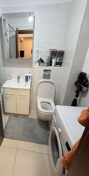 Apartament cu 2 camere decomandat în Sisești