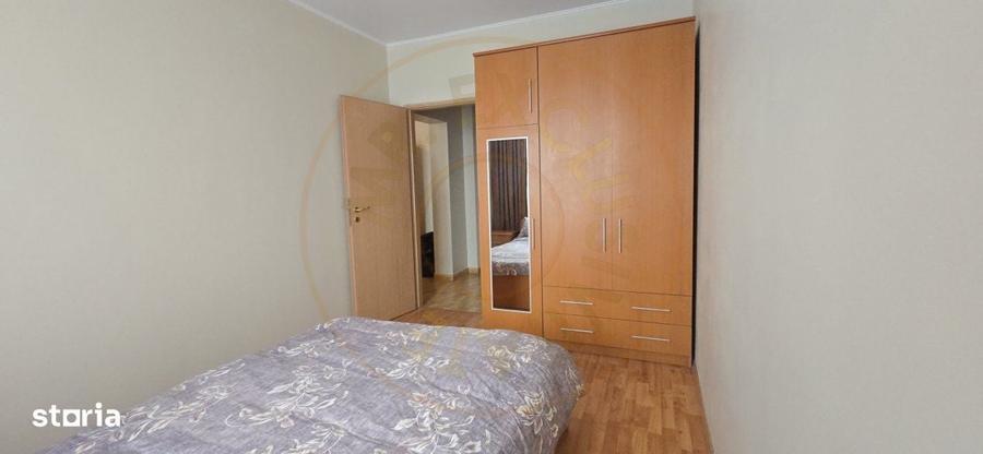 Apartament cu 3 camere decomandat în Carpați 2