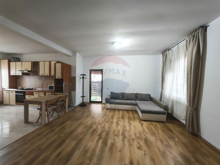 Casă cu 4 camere + curte - Irish Villa Domnesti - 1