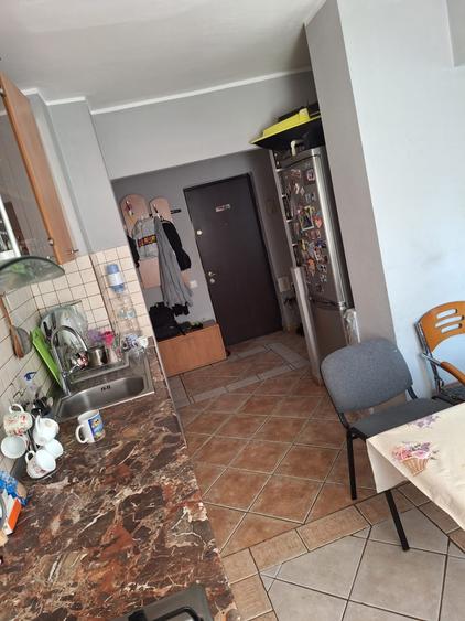 Apartament de 3 camere de vânzare - 7