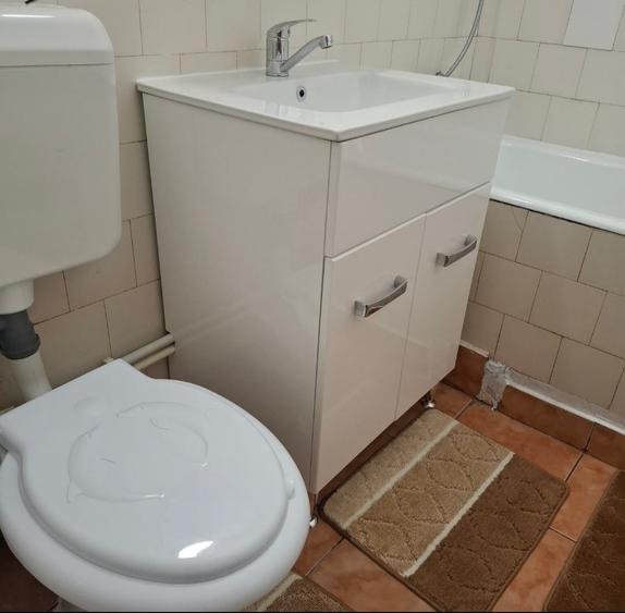 Apartament cu 2 camere semidecomandat în Tomis II