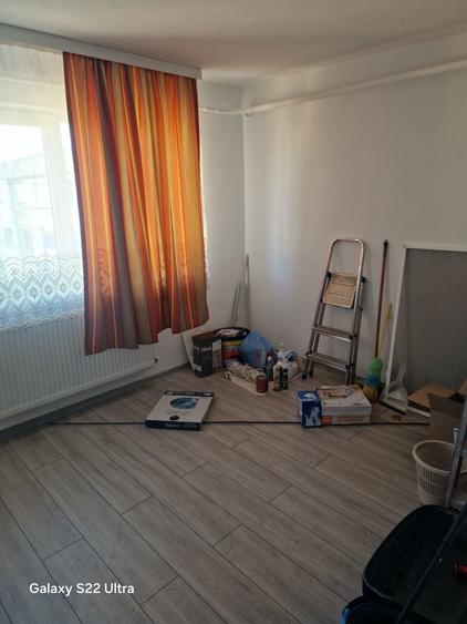 Apartament cu 2 camere decomandat în 23 August